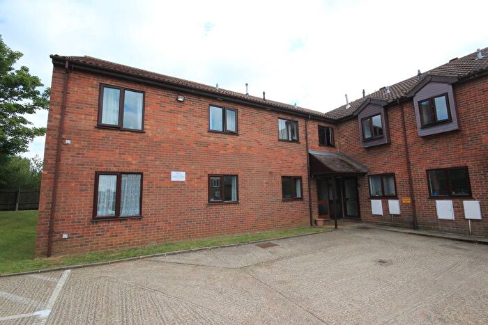 1 Bedroom Flat To Rent In Glen Court, High Street, Flitwick, MK45