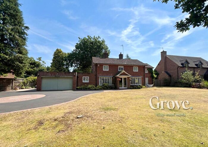4 Bedroom Detached House For Sale In Worcester Lane, Pedmore, Stourbridge, DY9