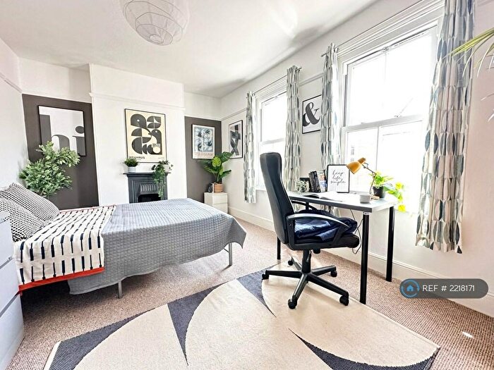 3 Bedroom End Of Terrace House To Rent In Hoopern Street, Exeter, EX4