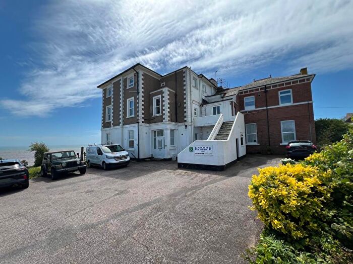 2 Bedroom Flat For Sale In Flat, Highclyffe Court, Highcliffe Close, Seaton, Devon, EX12