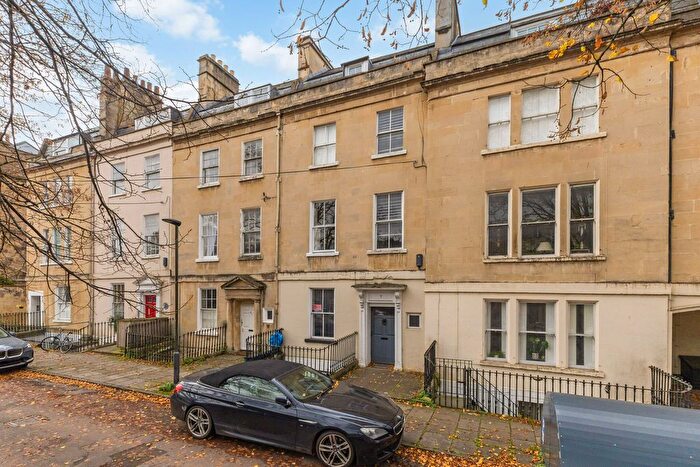 2 Bedroom Flat For Sale In Kensington Place, Bath, BA1