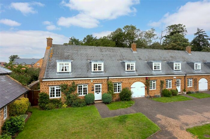 4 Bedroom Cottage For Sale In The Courtyard, Church Way, Ecton, Northamptonshire, NN6