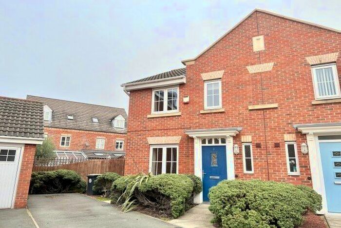 3 Bedroom Semi-Detached House To Rent In Dallaglio Mews, Nottingham, NG9