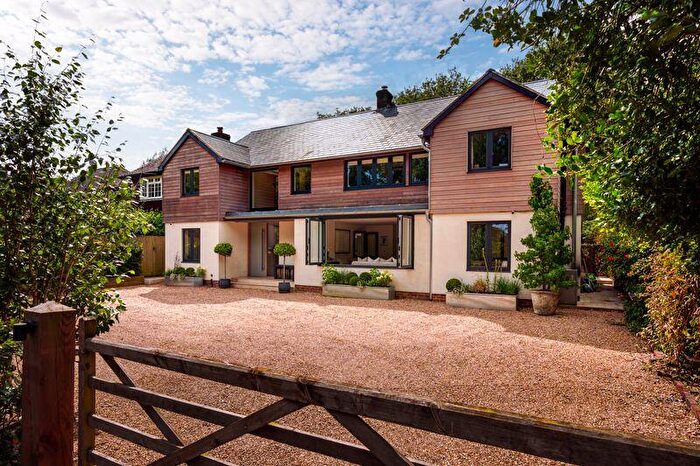 5 Bedroom Detached House For Sale In Wineham Lane, Henfield, BN5