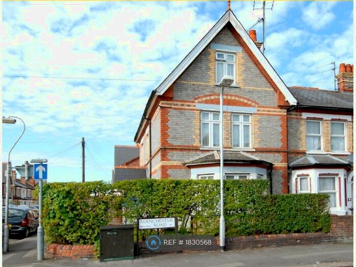 3 Bedroom Semi-Detached House To Rent In Reading, Reading, RG1