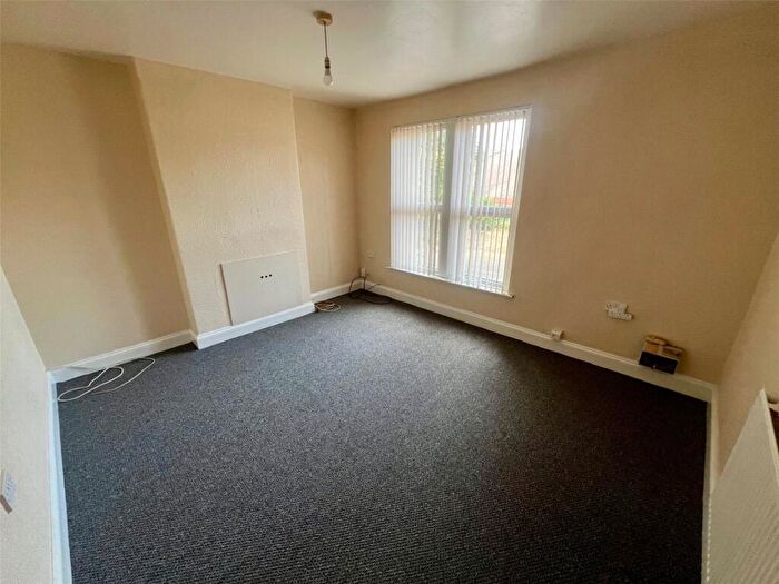 1 Bedroom Flat To Rent In Bowling Green Road, Kettering, Northamptonshire, NN15