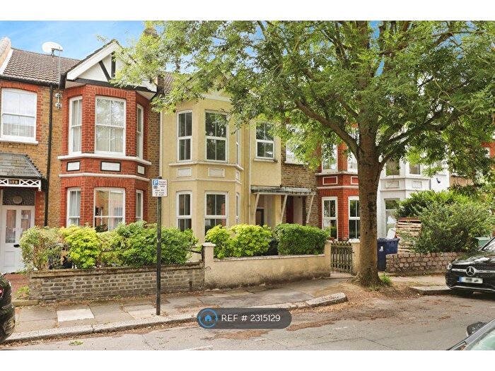 3 Bedroom Terraced House To Rent In Murray Road, London, W5