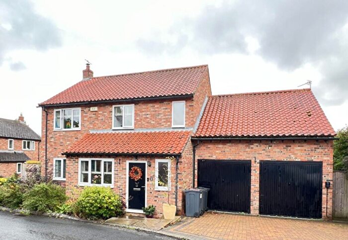 4 Bedroom Detached House For Sale In Manor Court, Heighington Village, Newton Aycliffe, DL5