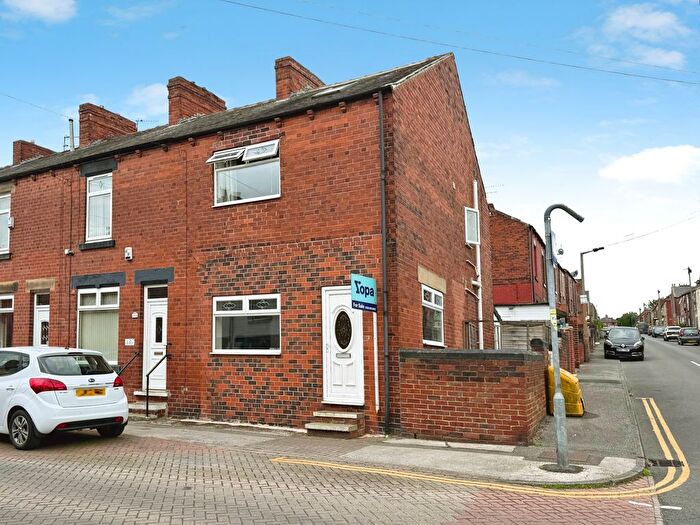 3 Bedroom Terraced House For Sale In Blythe Street, Barnsley, S73