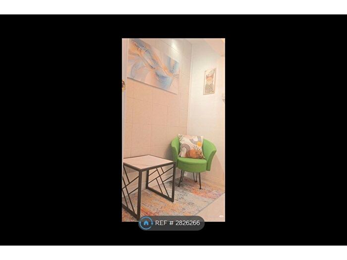 1 Bedroom Flat To Rent In Lower Strand, London, NW9