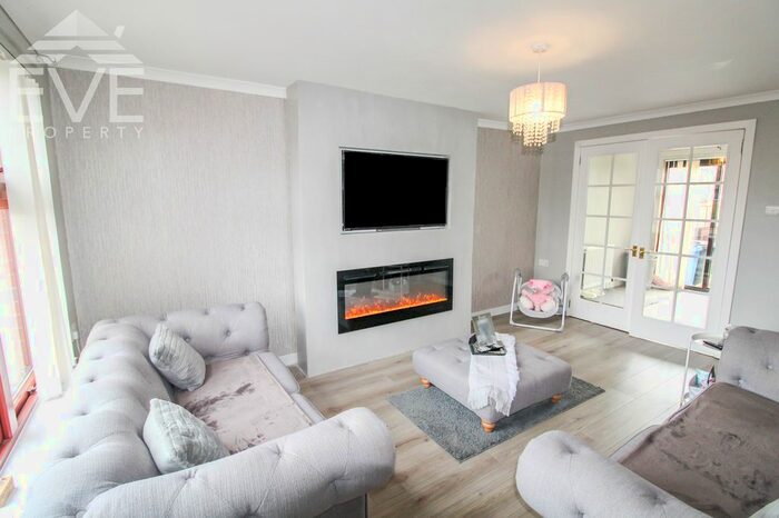 2 Bedroom Terraced House For Sale In Cordale Avenue, Renton, Dumbarton, G82