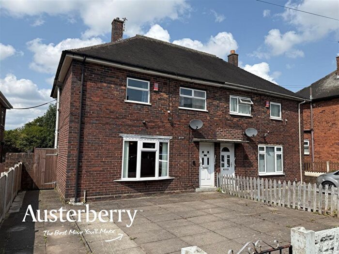 3 Bedroom Semi-Detached House For Sale In Brickfield Place, Sandford Hill, Stoke-On-Trent, ST3
