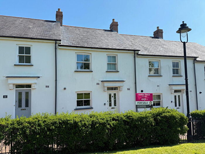 3 Bedroom Town House For Sale In The Green, St Austell, PL25