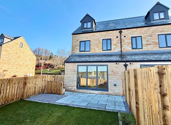 3 Bedroom Semi Detached House To Rent In Woodland Court, Holmfirth, Barnsley, HD9