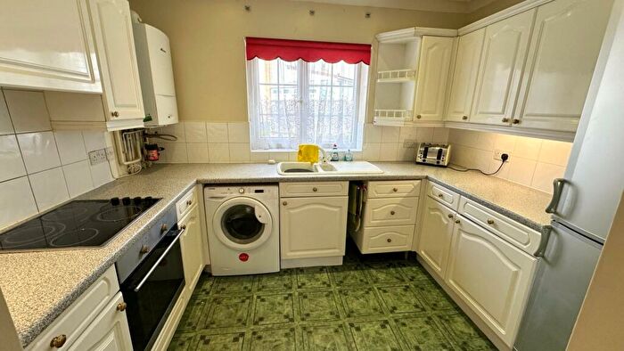 3 Bedroom Detached Bungalow For Sale In Harcourt Avenue, St George, Bristol, BS5
