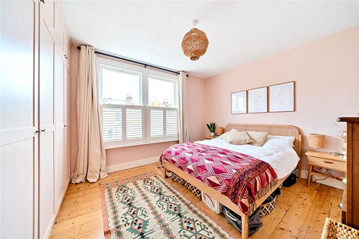 3 Bedroom Terraced House For Sale In Seaford Road, London, N15