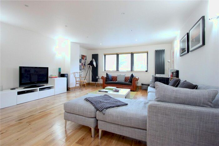 2 Bedroom Flat To Rent In Jam Factory, A Rothsay Street, London, SE1