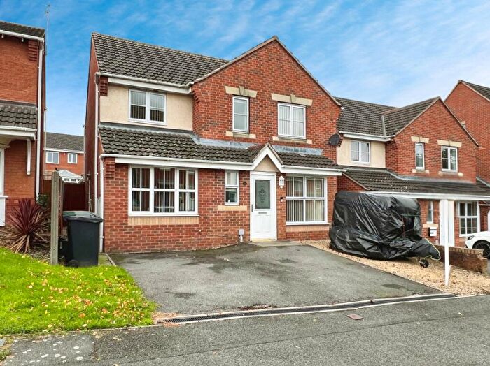 4 Bedroom Detached House For Sale In Frank Bodicote Way, Swadlincote, DE11