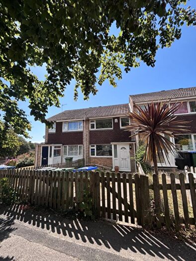 3 Bedroom Terraced House To Rent In Barn Rise, Seaford, BN25