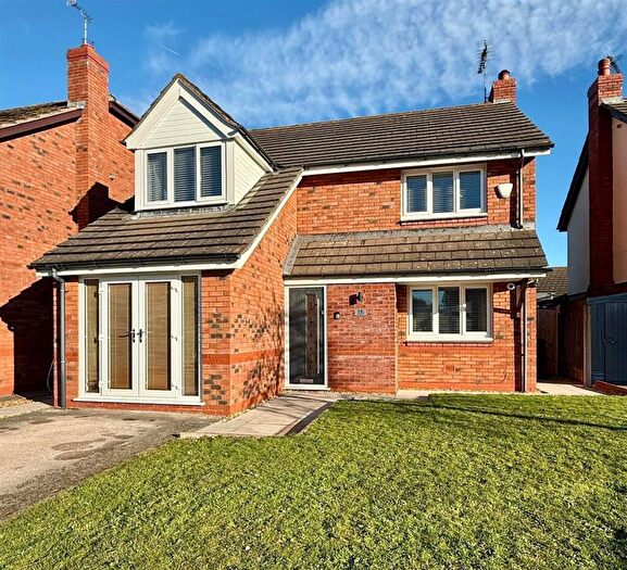 4 Bedroom Detached House For Sale In Plas Penrhyn, Penrhyn Bay, Llandudno, LL30