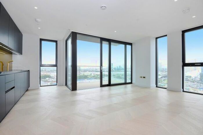 3 Bedroom Flat To Rent In The Waterman, Tidemill Square, Lower Riverside, Greenwich Peninsula, SE10