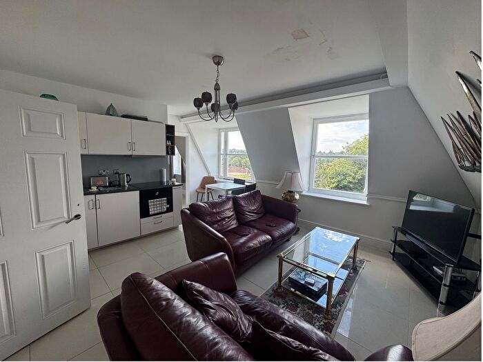 2 Bedroom Property To Rent In Coach House, Crownfields, Sevenoaks, TN13