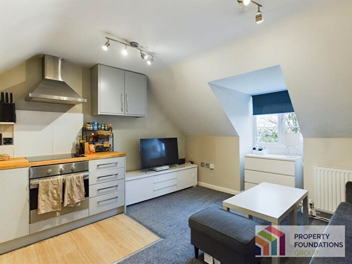1 Bedroom Flat To Rent In Kentwood Hill, Tilehurst, RG31