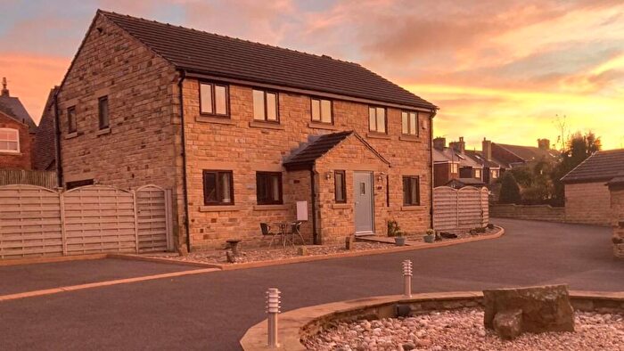 5 Bedroom Detached House To Rent In The Old Smithy, Hoyland Common, S74