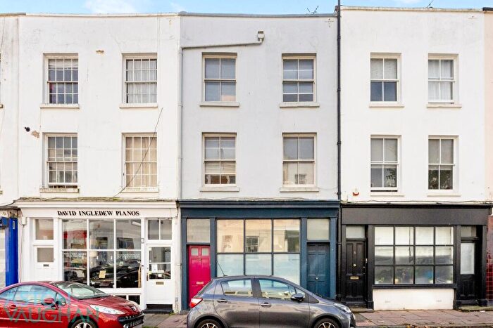 4 Bedroom Terraced House For Sale In Rock Street, Brighton, BN2
