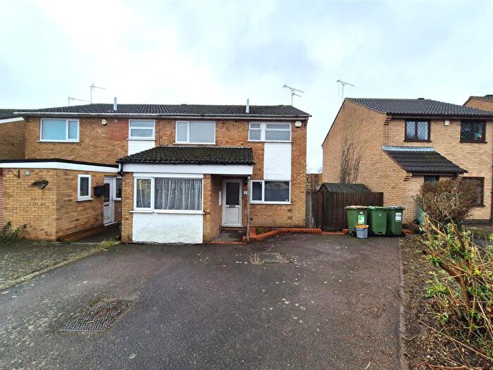 3 Bedroom Semi-Detached House To Rent In Sonning Way, Glen Parva, LE2