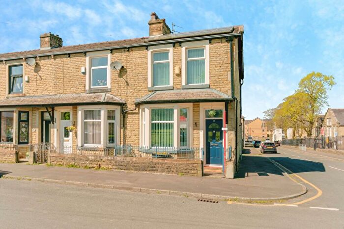 3 Bedroom End Of Terrace House For Sale In Owen Street, Burnley, Lancashire, BB12