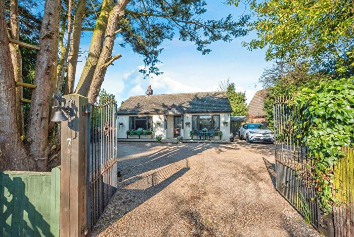 3 Bedroom Detached Bungalow For Sale In West Road, Ormesby, Great Yarmouth, NR29