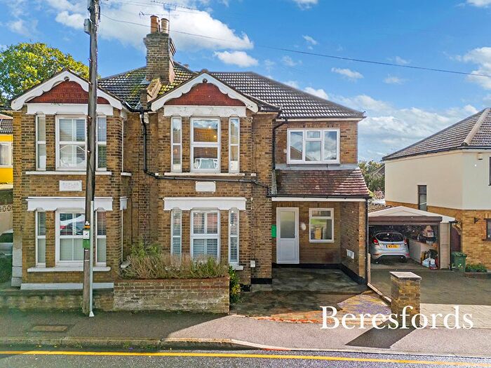 3 Bedroom Semi-Detached House For Sale In Church Road, Harold Wood, RM3