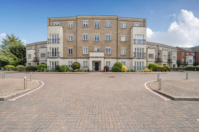2 Bedroom Flat For Sale In Providence Park, Bassett, Southampton, Hampshire, SO16
