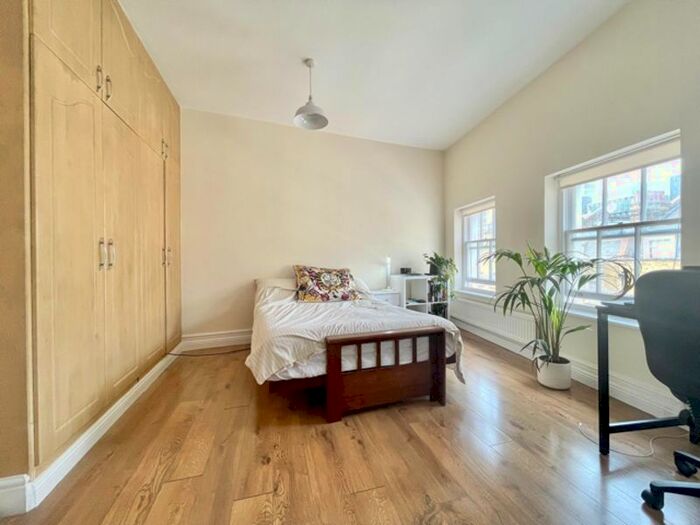 1 Bedroom Flat To Rent In Warren Street, London, W1T
