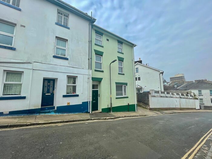 1 Bedroom Flat To Rent In Melville Street, Torquay, TQ2