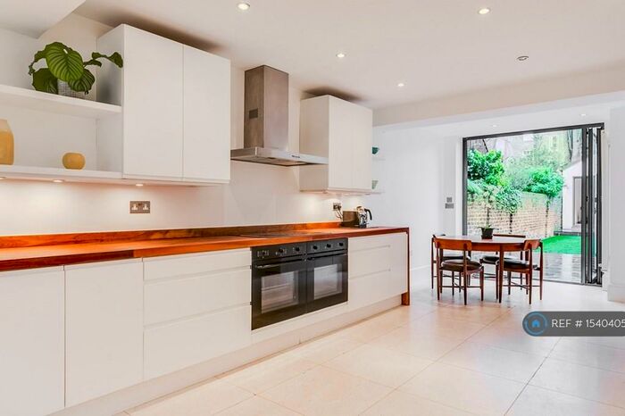 2 Bedroom Maisonette To Rent In Elizabeth Avenue, London, N1