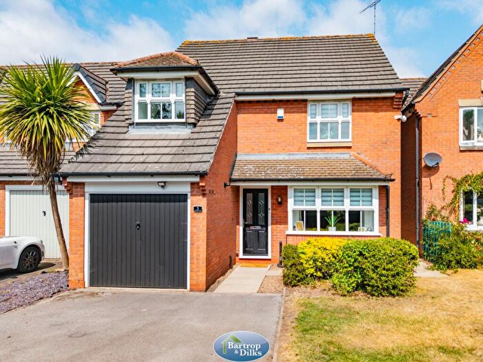 4 Bedroom Detached House For Sale In Woodpecker Close, Worksop, S81