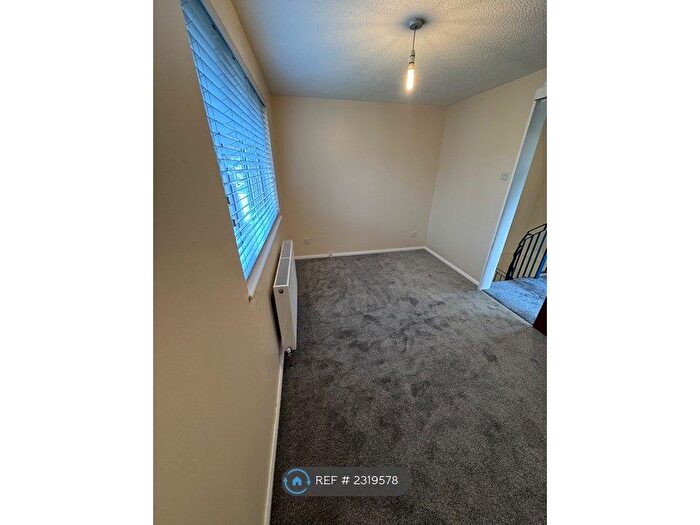 2 Bedroom End Of Terrace House To Rent In Frampton Close, Eastleaze, Swindon, SN5