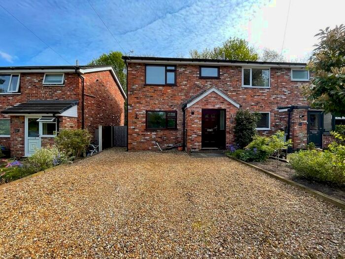 3 Bedroom Property To Rent In Crofters Court, Holmes Chapel, Crewe, CW4