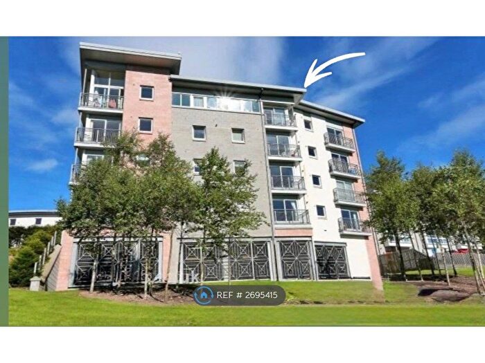 2 Bedroom Flat To Rent In Rubislaw Square, Aberdeen, AB15