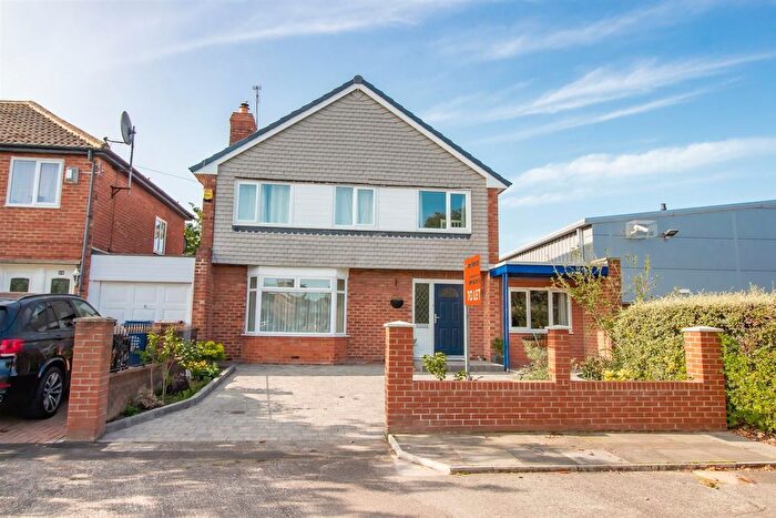 5 Bedroom Property To Rent In Guyzance Avenue, Regent Farm, Gosforth, NE3