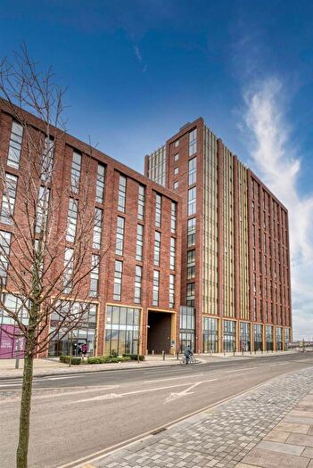 2 Bedroom Apartment For Sale In Jesse Hartley Way, Liverpool, L3