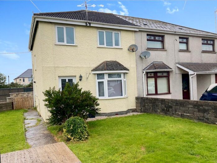 3 Bedroom Property To Rent In Taylor Road, Litchard, Bridgend, CF31