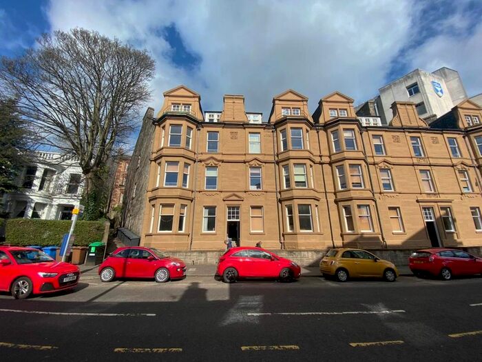 2 Bedroom Flat To Rent In Perth Road, Dundee, DD1