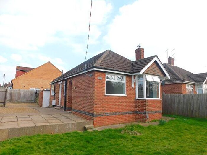 2 Bedroom Bungalow To Rent In Wollaston Road, Irchester, NN29