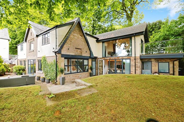 3 Bedroom Detached House For Sale In Whins Crest, Lostock, Bolton, BL6