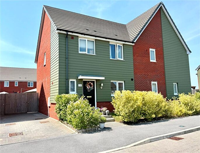 3 Bedroom Semi-Detached House For Sale In Aaron Road, Longhedge, Salisbury, Wiltshire, SP4