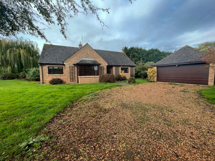 4 Bedroom Detached Bungalow For Sale In Cranford Road, Great Addington, Kettering, NN14