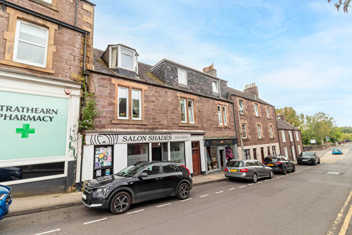 3 Bedroom Flat For Sale In King Street, Crieff, PH7